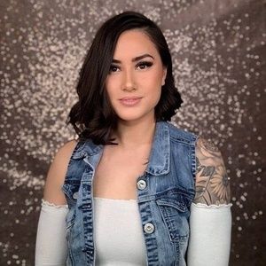 Meet your Posher, Kristina